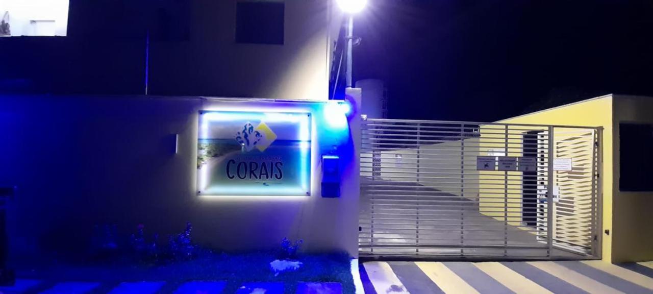 Apto Aconchegante Na Praia Coroa Vermelha Santa Cruz Cabralia Luaran gambar
